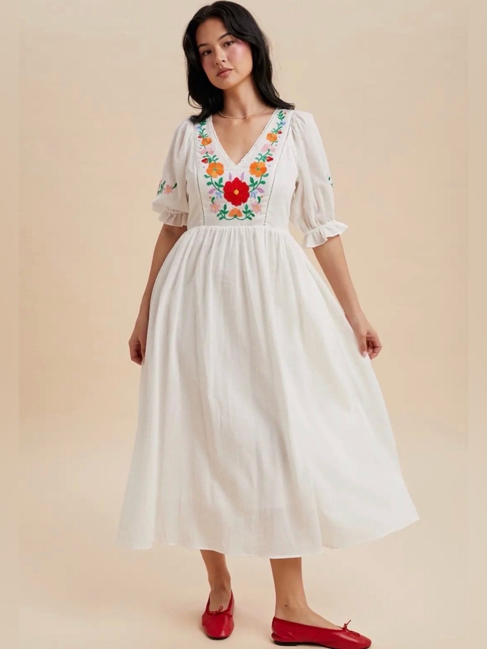 Urban Outfitters White Embroidered Boho Maxi Dress Floral Smocked 100% Cotton - Picture 14 of 16